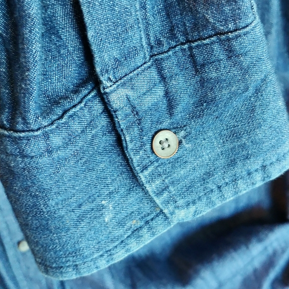 Gap Boyfriend Denim Button Down Shirt - Picture 7 of 7